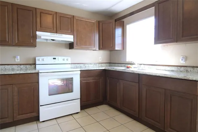 $1,850 | 1518 Frazier Avenue, Orlando, FL 32811