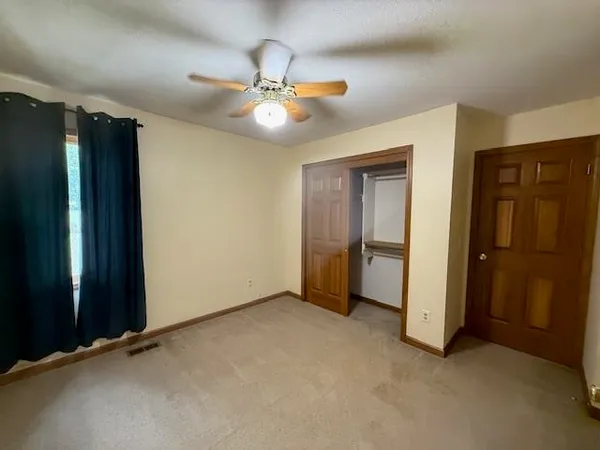 $440,000 | 602 Nancyk Crossing, Roanoke, IN 46783