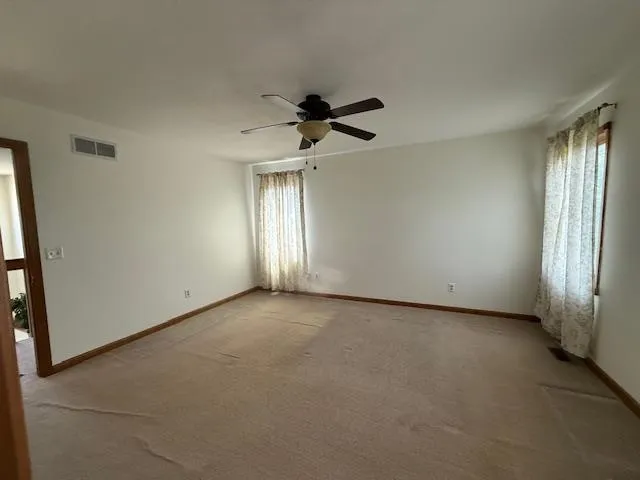 $450,000 | 602 Nancyk Crossing, Roanoke, IN 46783