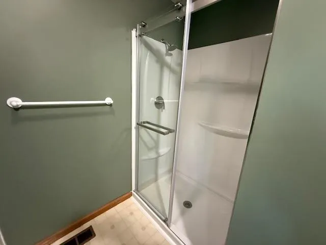 $450,000 | 602 Nancyk Crossing, Roanoke, IN 46783