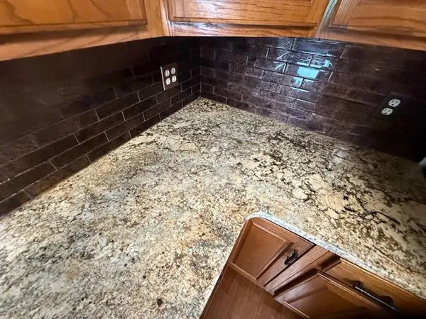 $440,000 | 602 Nancyk Crossing, Roanoke, IN 46783