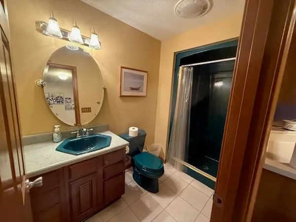 $440,000 | 602 Nancyk Crossing, Roanoke, IN 46783