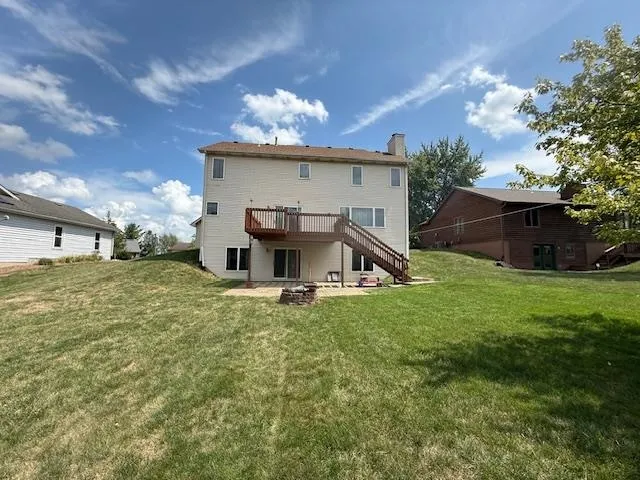 $450,000 | 602 Nancyk Crossing, Roanoke, IN 46783