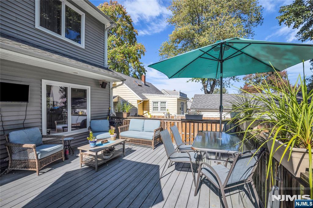114 Lopez Road Cedar Grove, NJ 07009 - Photo 33 of 44 Gallery Image 33