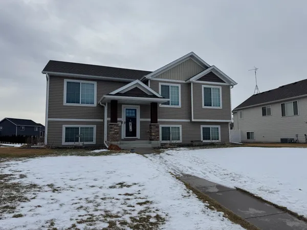 $410,000 | 1416 15th Street South, Sartell, MN 56377