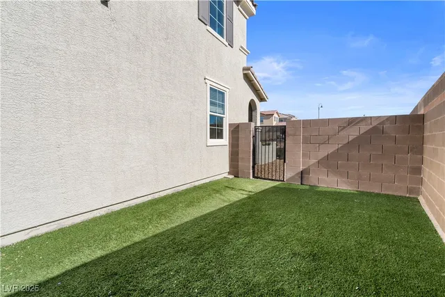 $689,999 | 2629 Monte Cevedale Street, Henderson, NV 89044