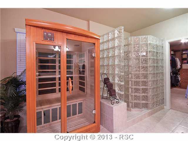 13848 Windy Oaks Road Colorado Springs, CO 80921 - Photo 12 of 23