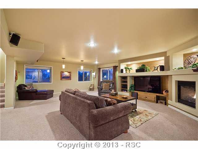 13848 Windy Oaks Road Colorado Springs, CO 80921 - Photo 13 of 23