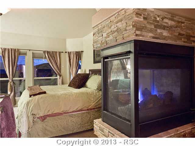 13848 Windy Oaks Road Colorado Springs, CO 80921 - Photo 10 of 23