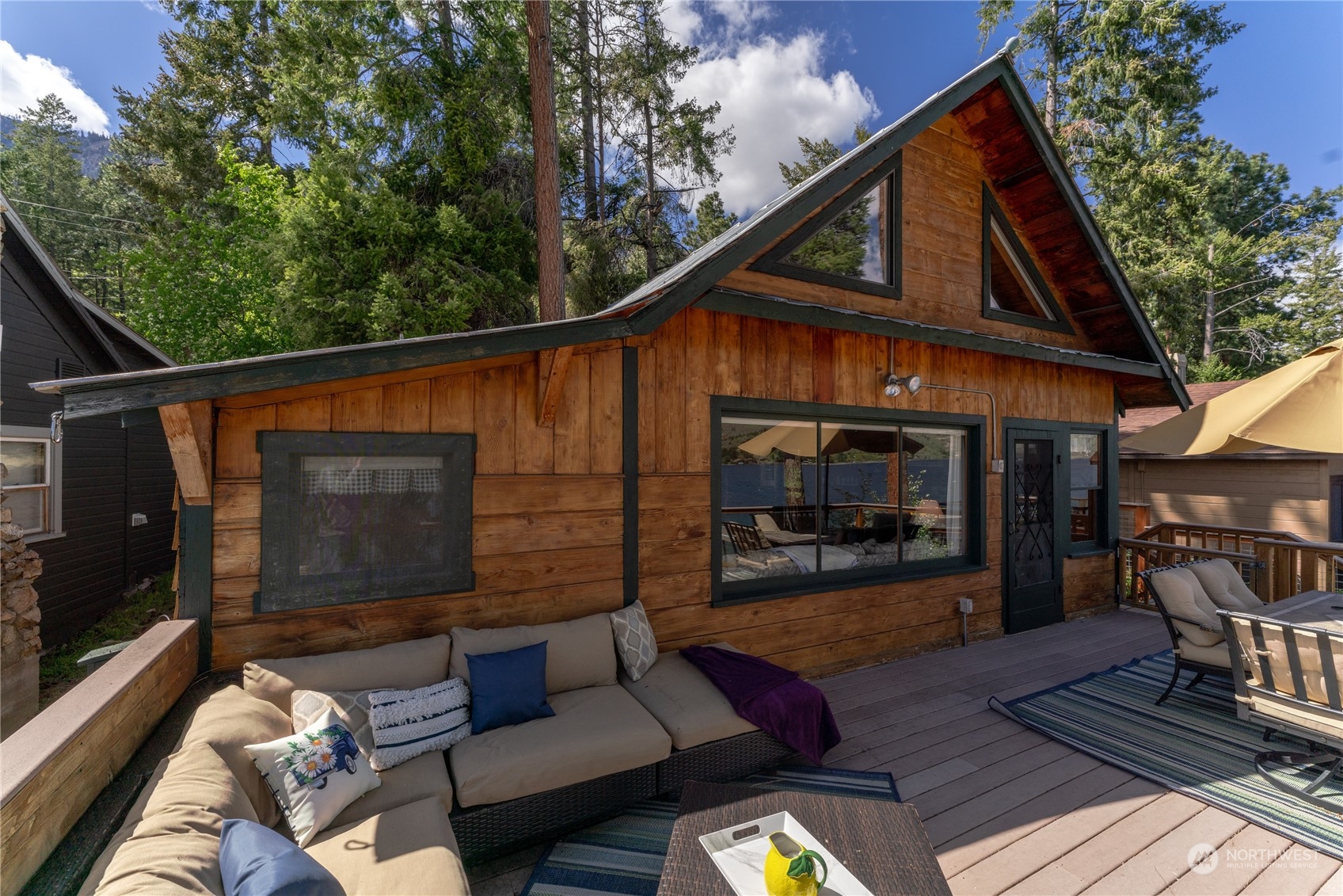 12514 South Lakeshore Road Chelan, WA 98816 - Photo 12 of 38 Gallery Image 12