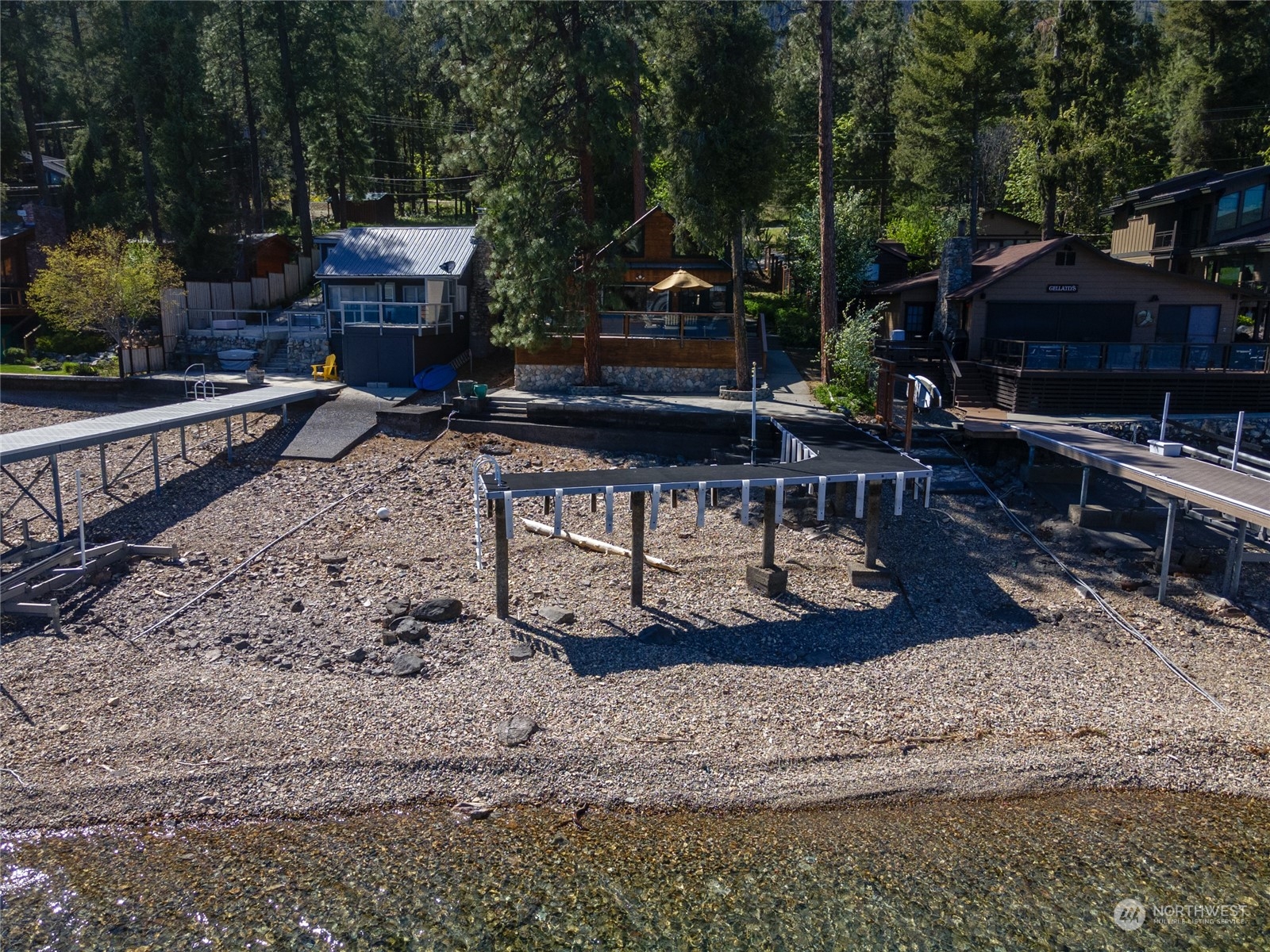 12514 South Lakeshore Road Chelan, WA 98816 - Photo 33 of 38 Gallery Image 33