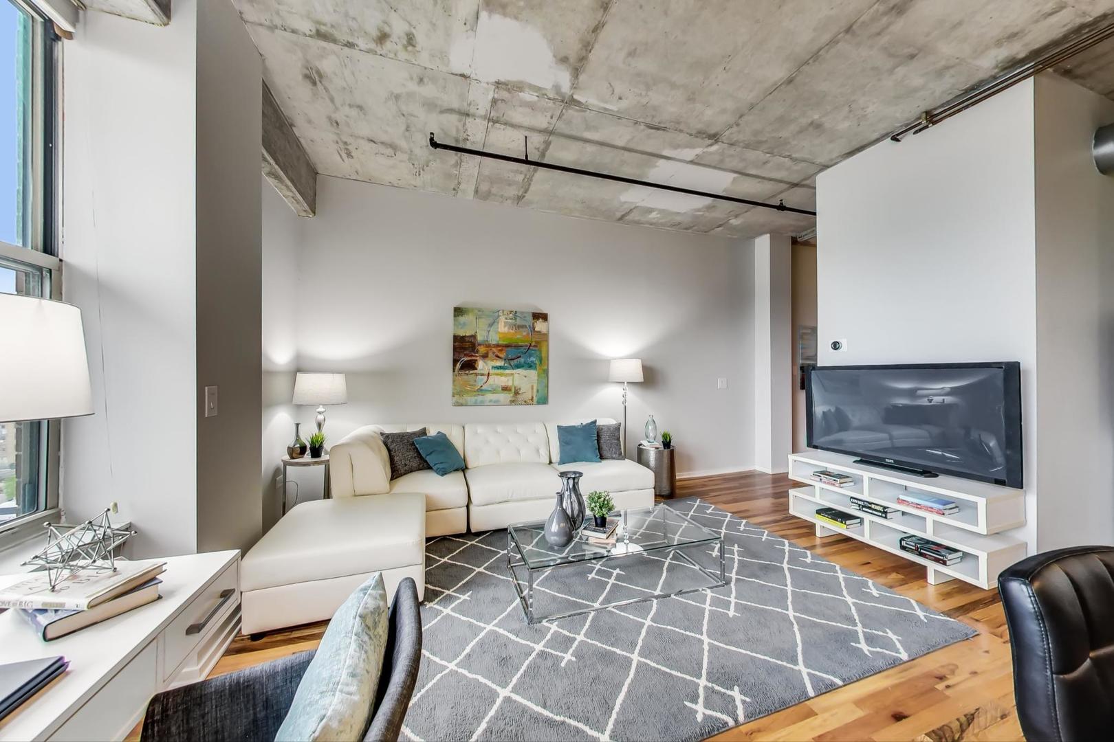 6 South Laflin Street, Unit 814 Chicago, IL 60607 - Photo 3 of 19