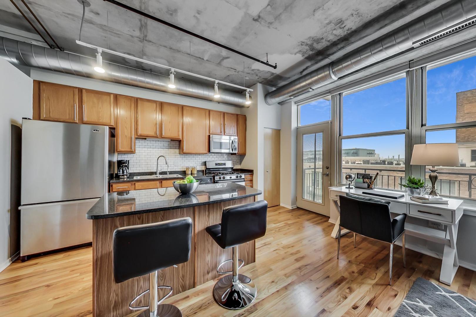6 South Laflin Street, Unit 814 Chicago, IL 60607 - Photo 5 of 19