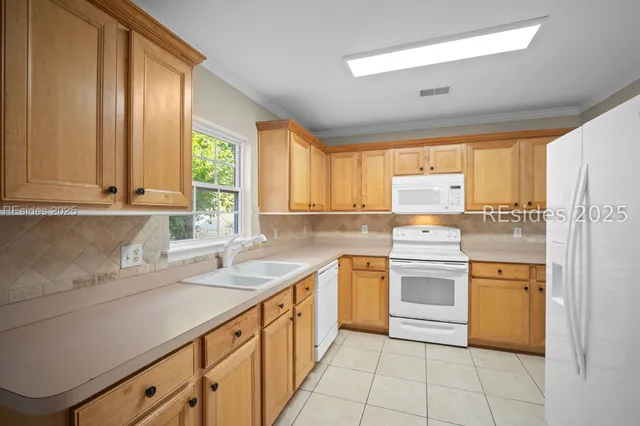 $425,300 | 37 Heather Glenn Lane, Bluffton, SC 29910