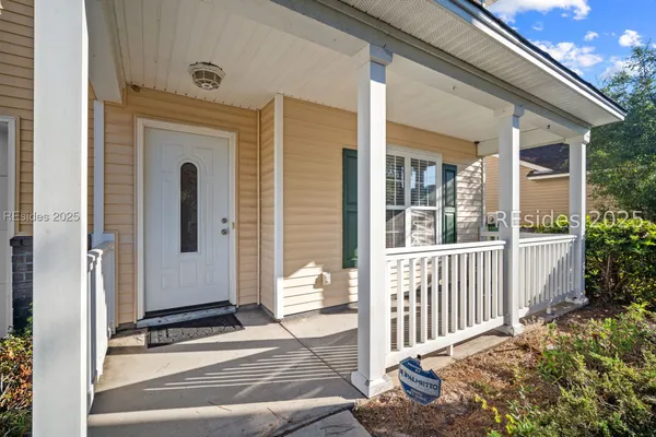 $425,300 | 37 Heather Glenn Lane, Bluffton, SC 29910