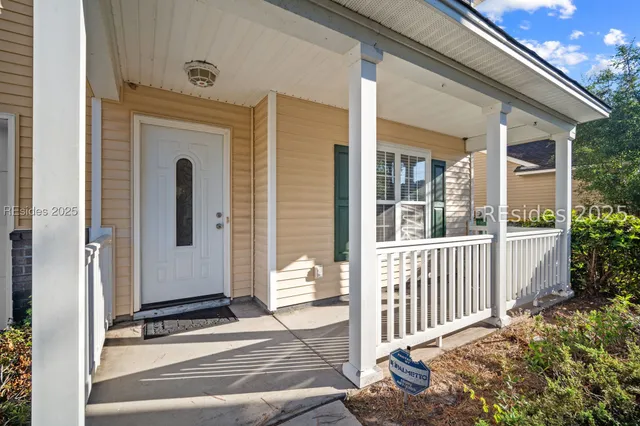 $425,300 | 37 Heather Glenn Lane, Bluffton, SC 29910