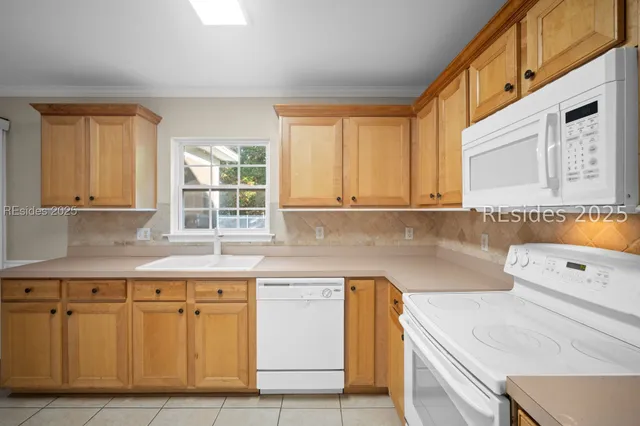 $425,300 | 37 Heather Glenn Lane, Bluffton, SC 29910