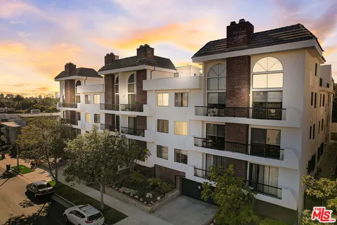 $849,000 | 10475 Eastborne Avenue, Unit 107, Los Angeles, CA 90024