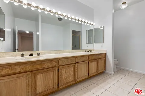 $849,000 | 10475 Eastborne Avenue, Unit 107, Los Angeles, CA 90024