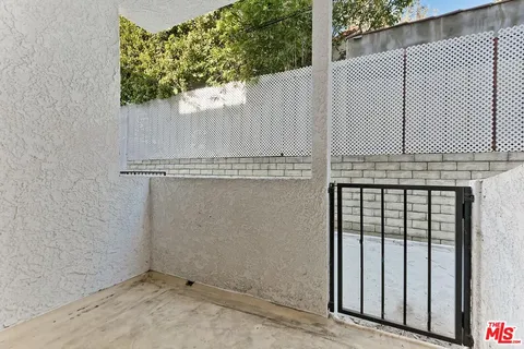 $849,000 | 10475 Eastborne Avenue, Unit 107, Los Angeles, CA 90024