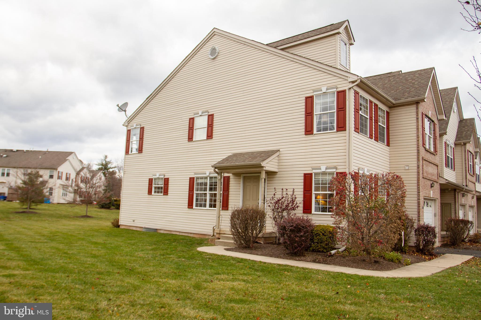 140 Raintree Crossing Hatfield, PA 19440 - Photo 23 of 28 Gallery Image 23