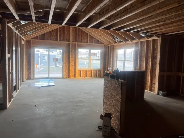 $315,812 | 2079 Willow Bend, Huntington, IN 46750