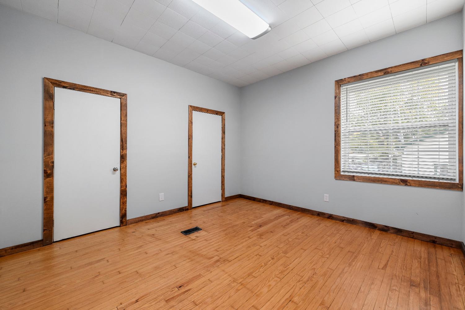 316 Fourth Street Rising Sun, IN 47040 - Photo 8 of 10
