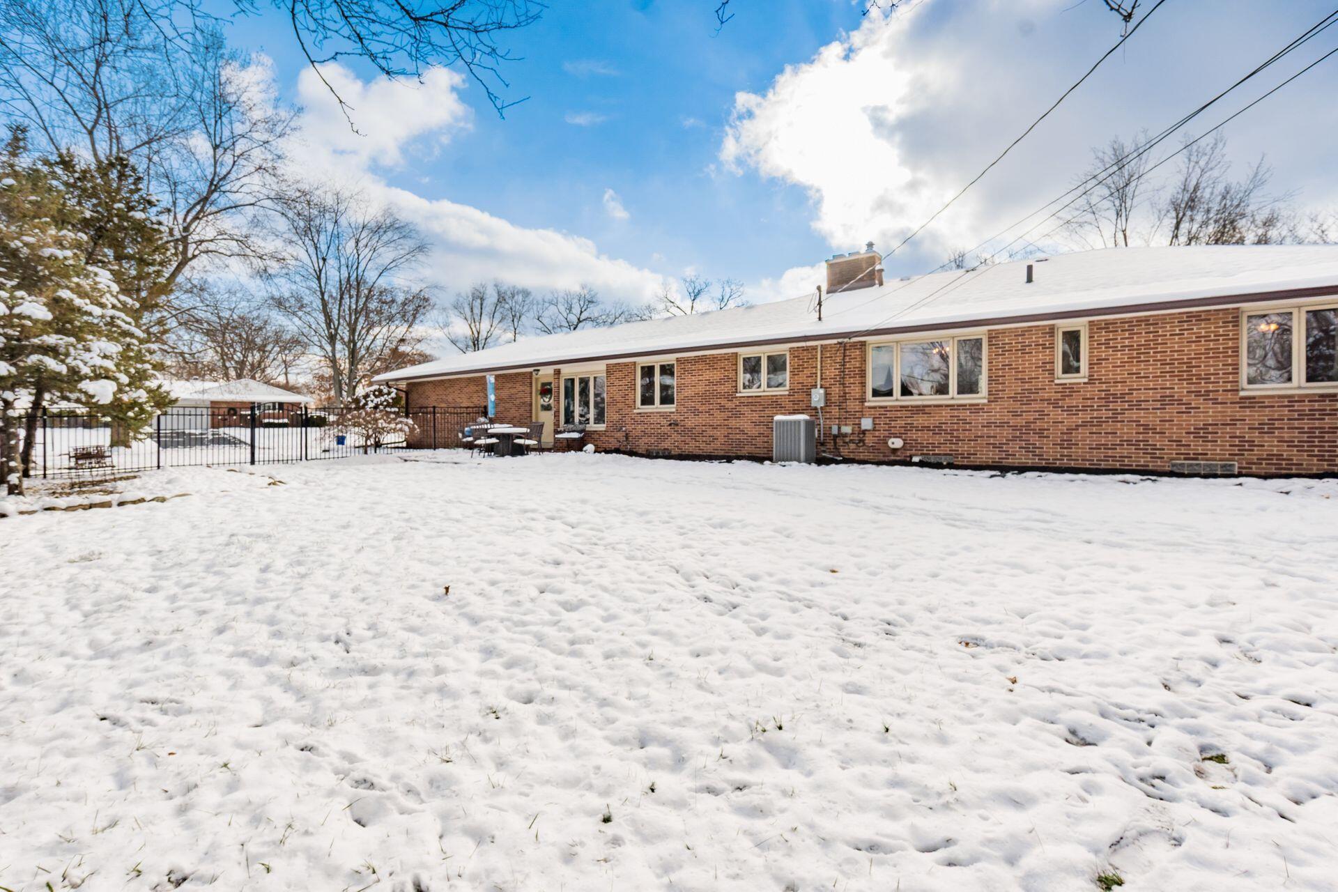3959 Woodbridge Road Columbus, OH 43220 - Photo 39 of 45 038_b_i 3935 Woodbridge 100-2