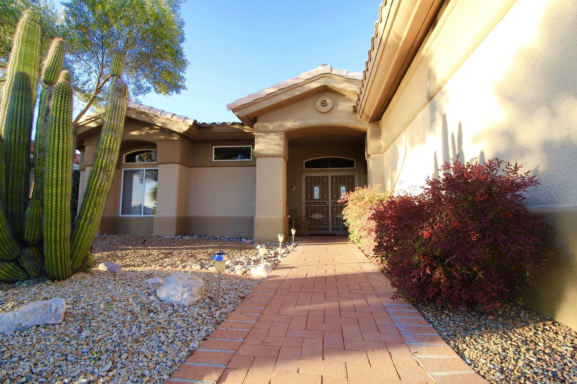1669 East Crown Ridge Way Tucson, AZ 85755 - Photo 4 of 29