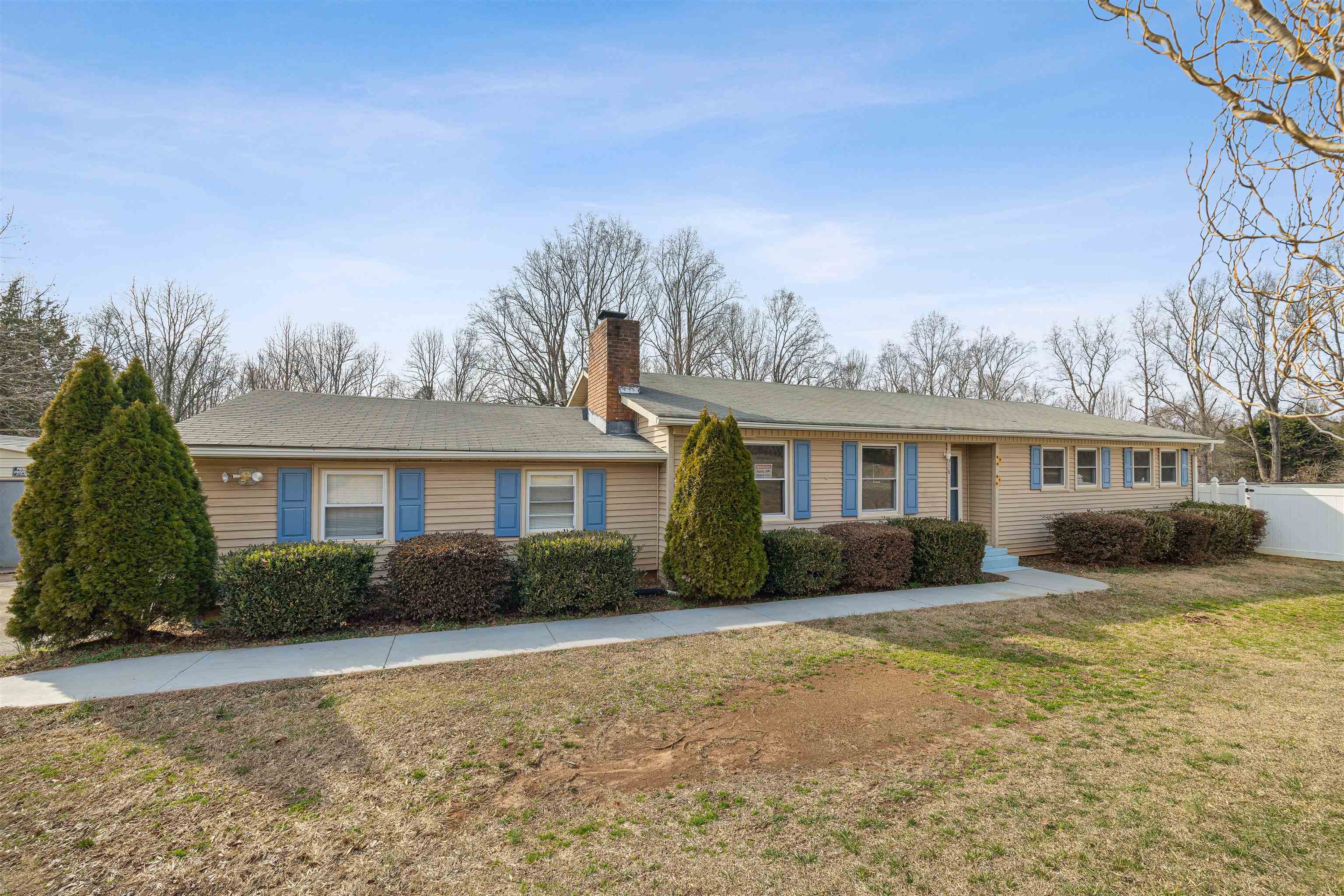 316 Quail Creek Road Inman, SC 29349 - Photo 2 of 28