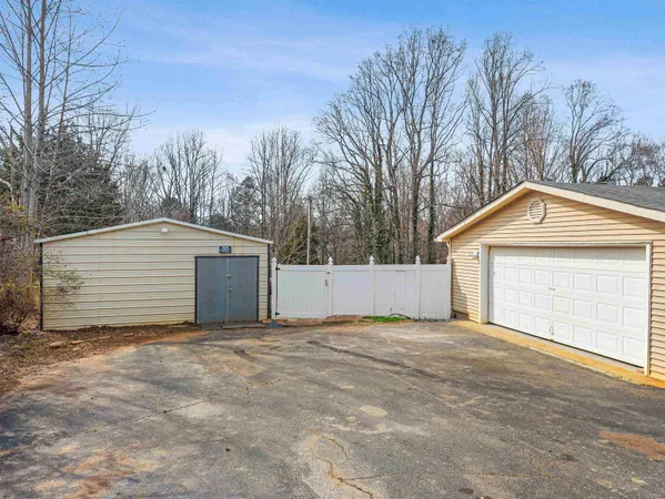 $284,900 | 316 Quail Creek Road, Inman, SC 29349