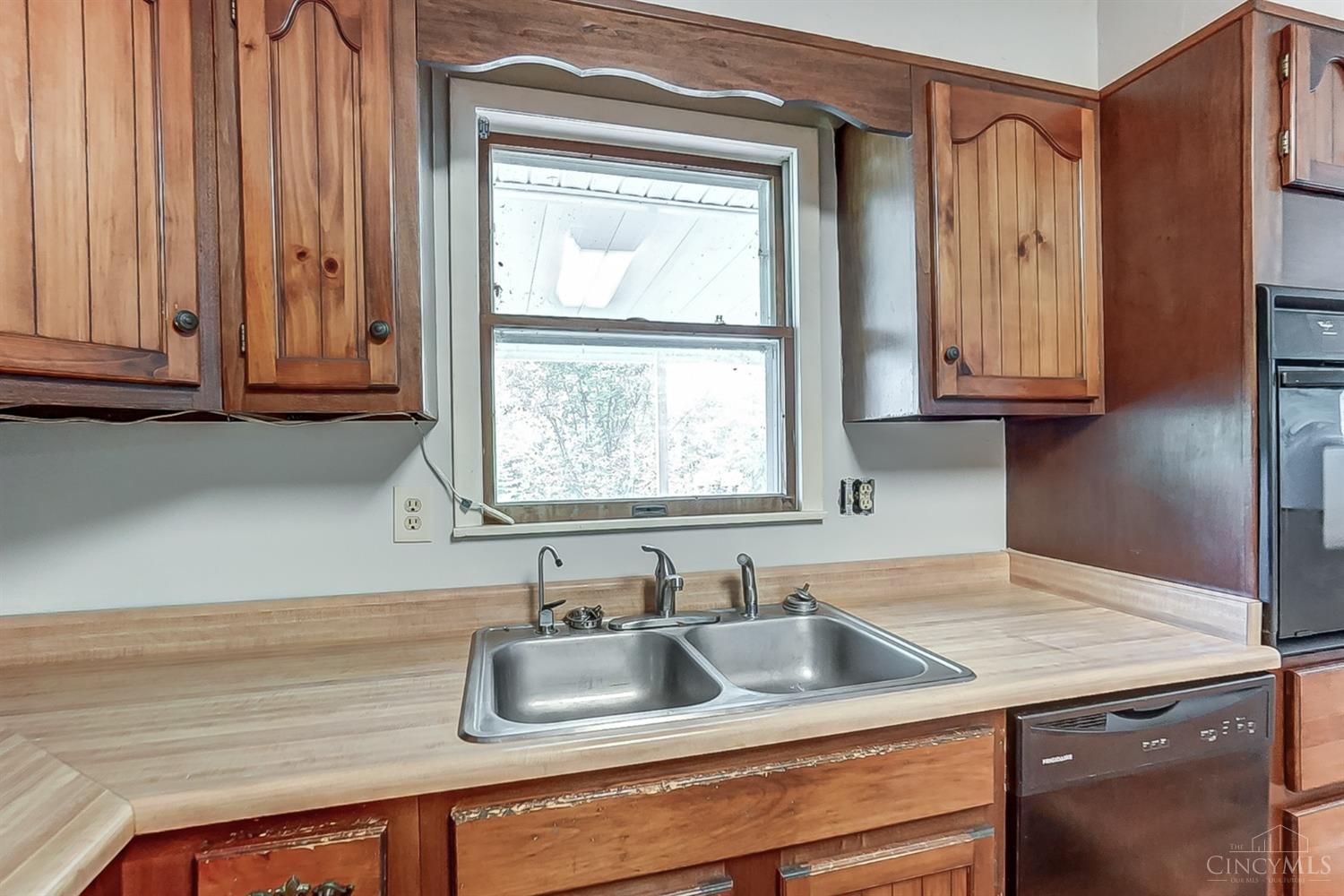 8623 Adams Road Huber Heights, OH 45424 - Photo 13 of 44 Gallery Image 13
