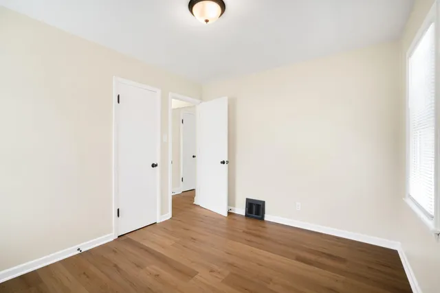 $1,800 | 3350 South 26th Street, Milwaukee, WI 53215