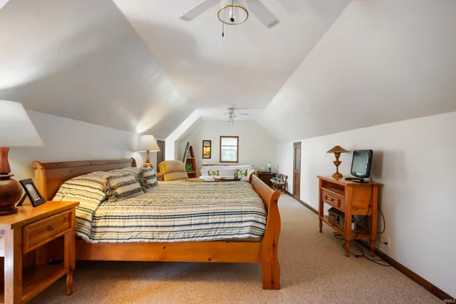 $524,500 | 2141 County Rd N 100 East, Hartford City, IN 47348