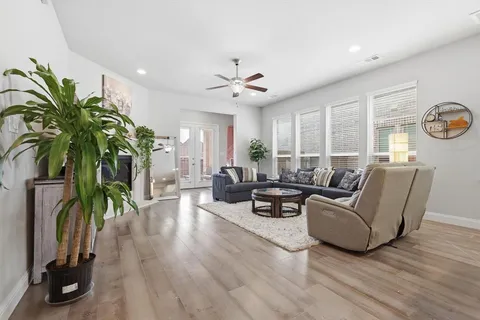 $600,000 | 3424 Poinsettia Way, Irving, TX 75038