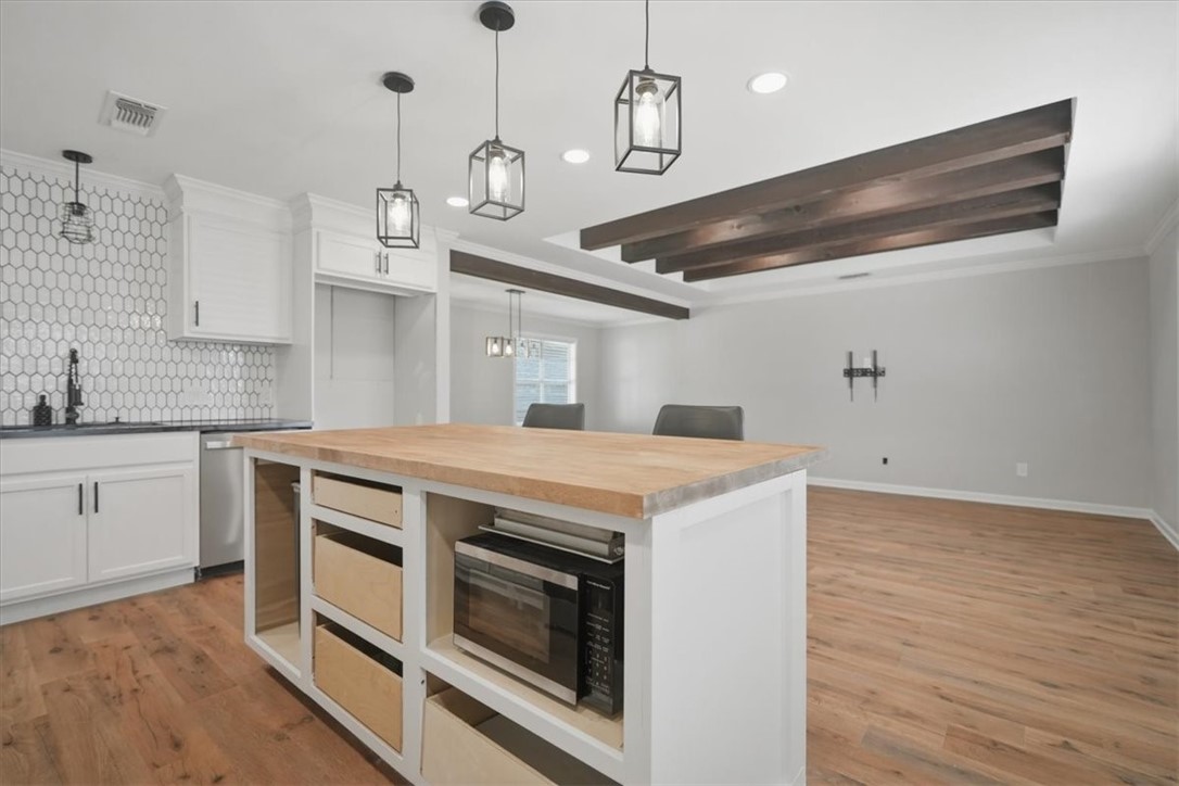 1314 Mark Street George West, TX 78022 - Photo 10 of 31