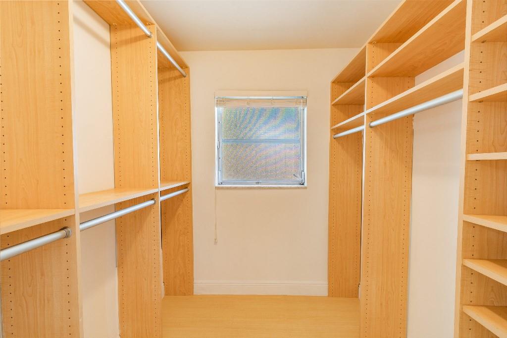 2650 Northeast 52nd Street Lighthouse Point, FL 33064 - Photo 18 of 35 a view of a room