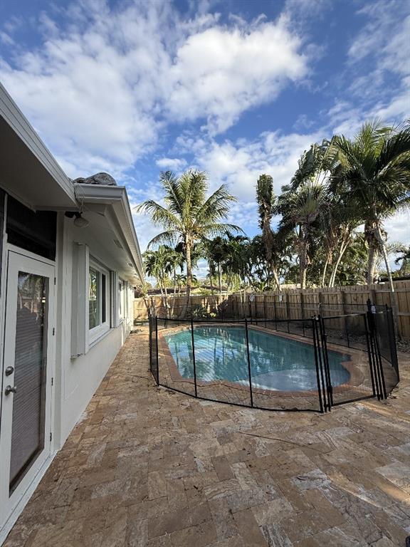 2650 Northeast 52nd Street Lighthouse Point, FL 33064 - Photo 30 of 35 a view of entryway and hall