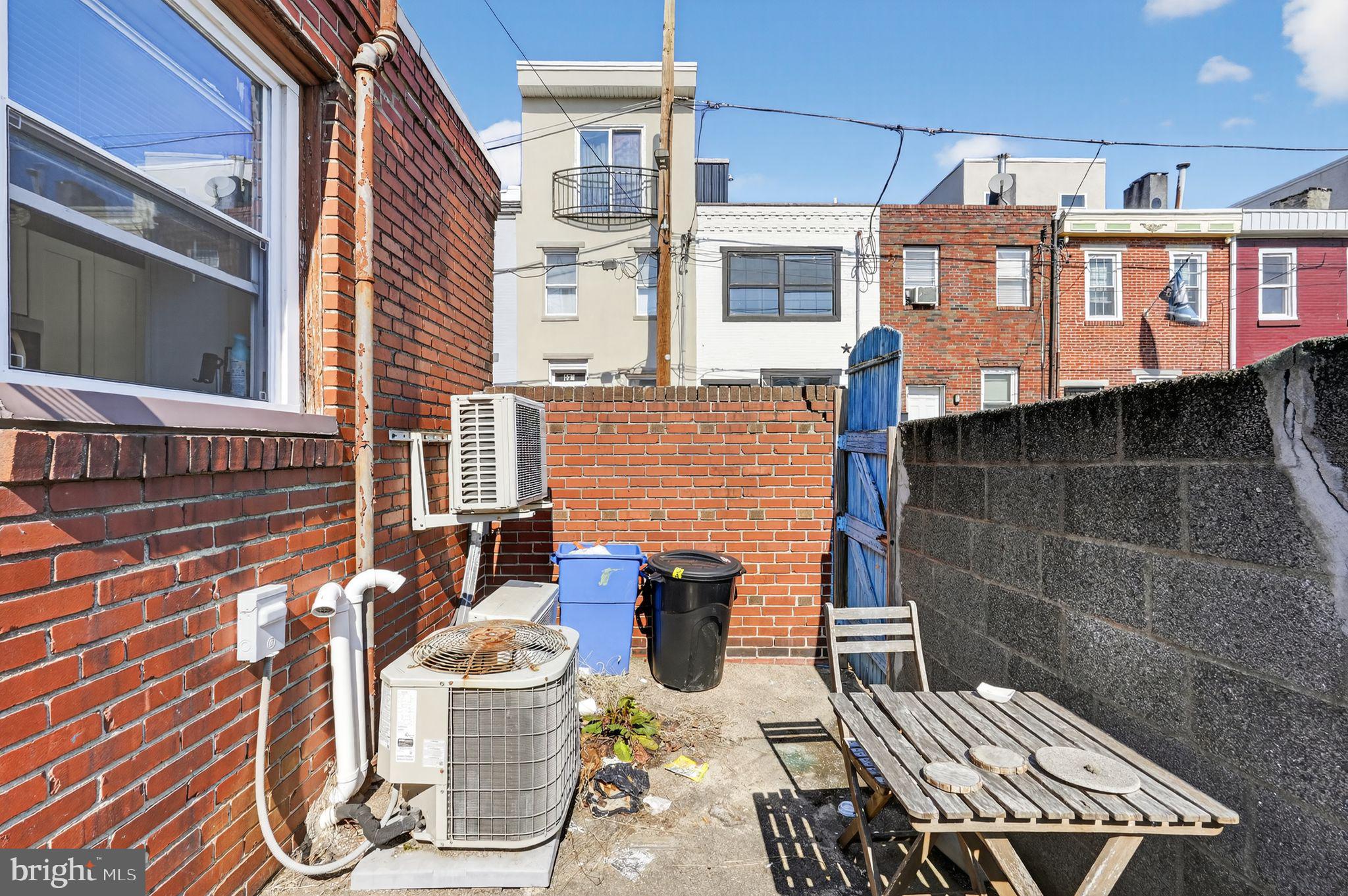 1229 South 6th Street Philadelphia, PA 19147 - Photo 12 of 42 Unit 1 Private Patio