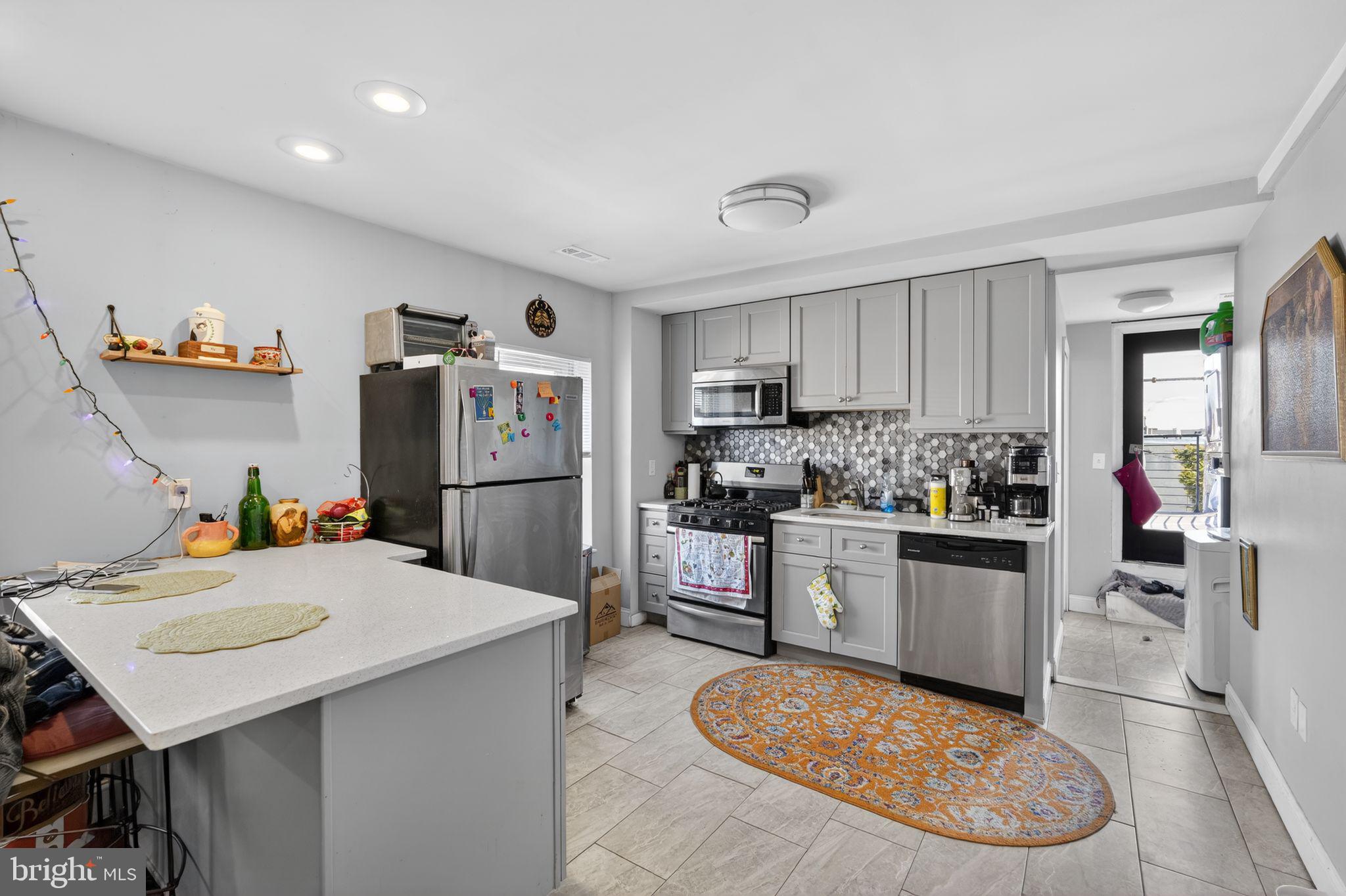 1229 South 6th Street Philadelphia, PA 19147 - Photo 30 of 42