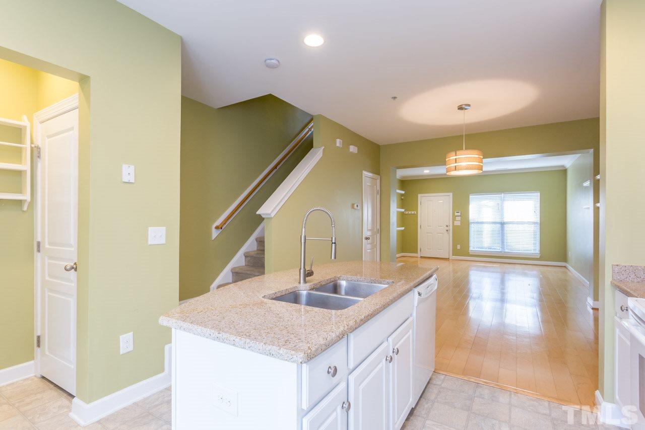 8013 Sunset Branch Court Raleigh, NC 27612 - Photo 11 of 20 Gallery Image 11