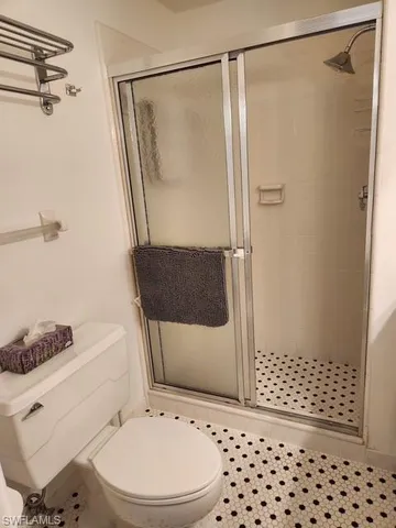 $4,800 | 546 Broad Avenue South, Unit 546, Naples, FL 34102