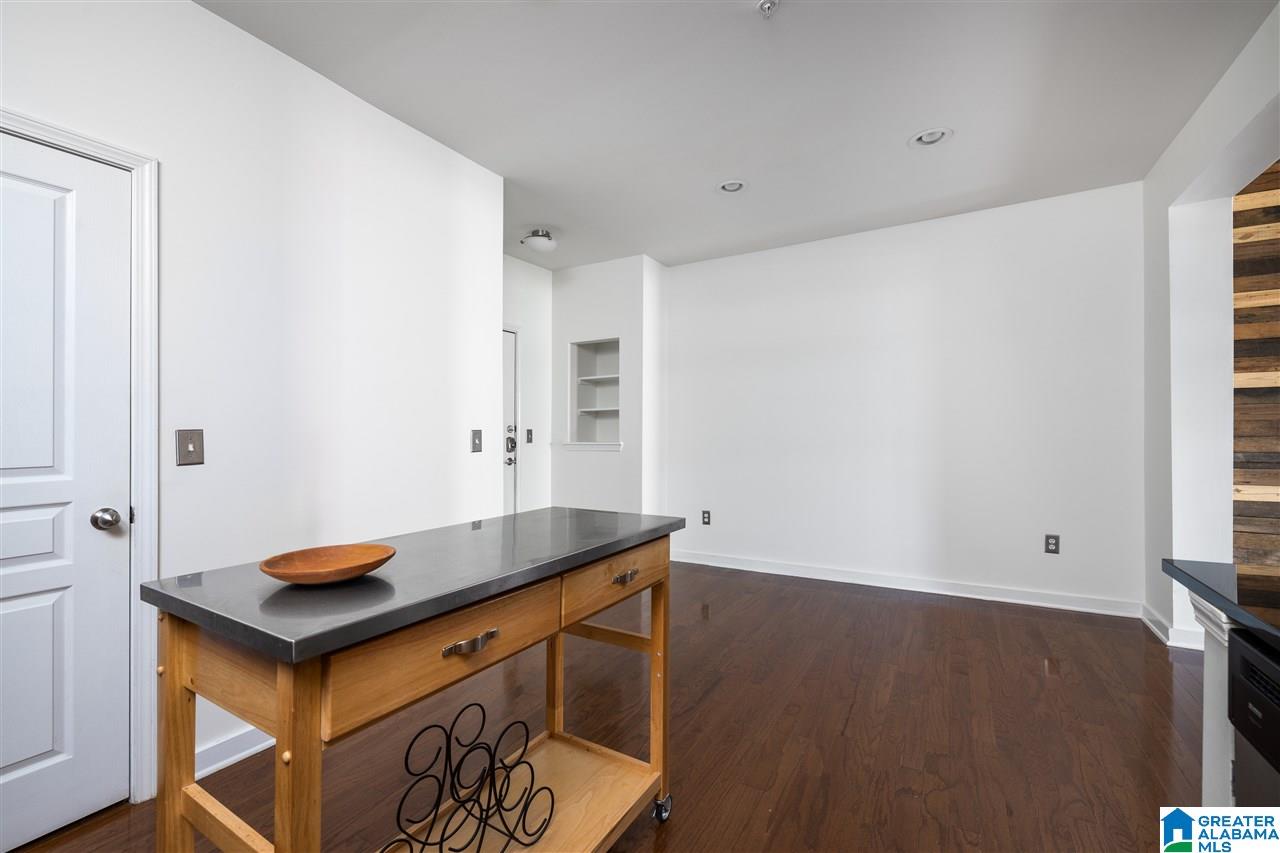 401 20th Street South, Unit 408 Birmingham, AL 35233 - Photo 11 of 36