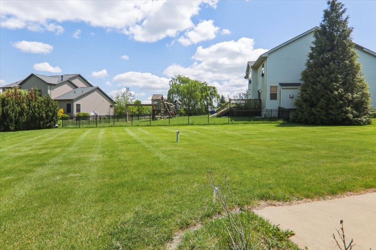 1 Quail Court Downs, IL 61736 - Photo 36 of 47