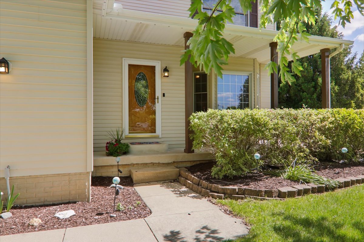 1 Quail Court Downs, IL 61736 - Photo 5 of 47