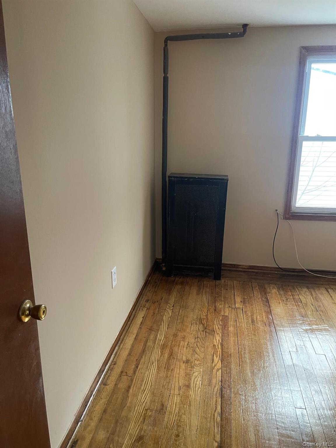 178-45 145th Road Queens, NY 11434 - Photo 3 of 10