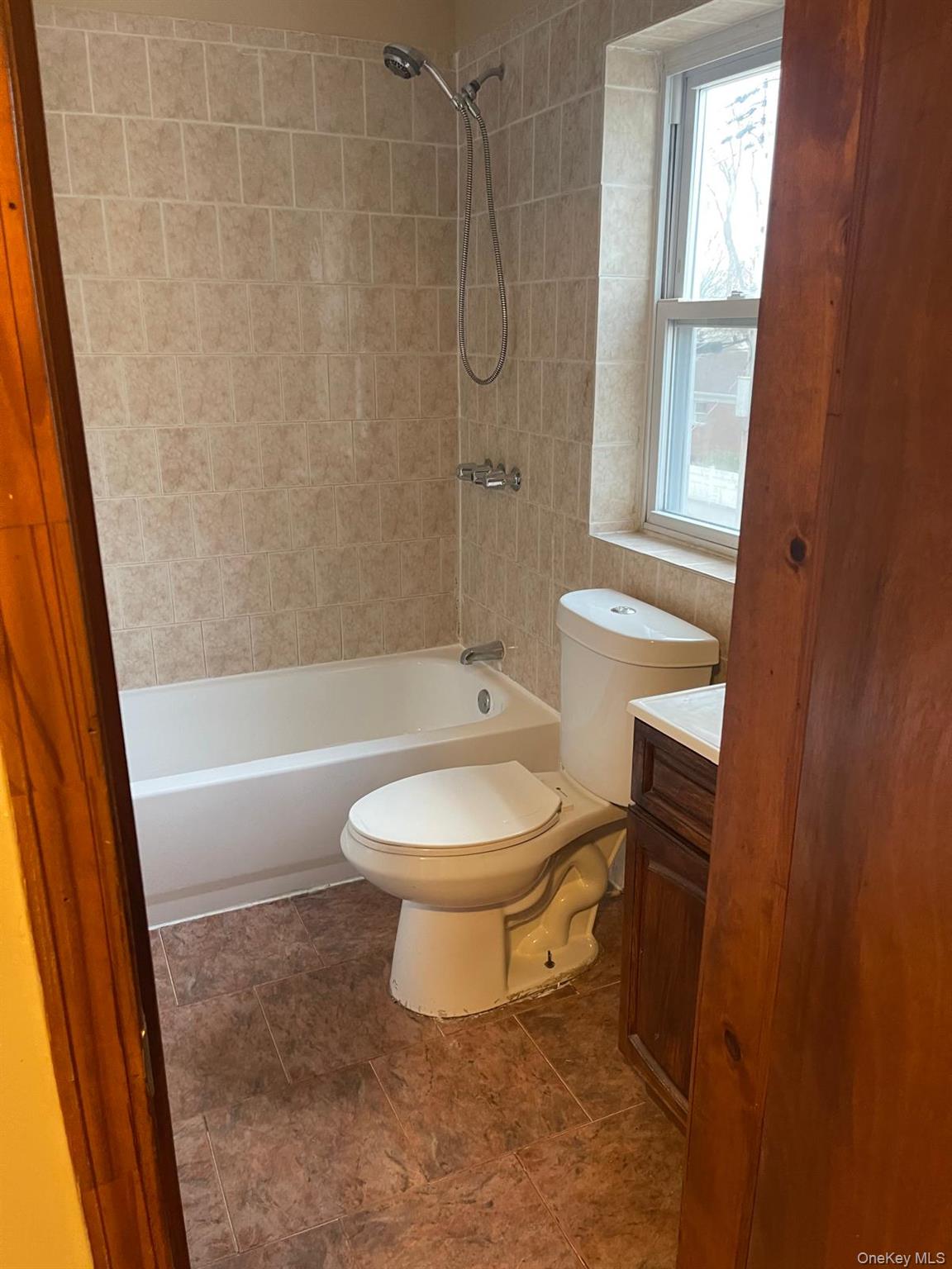 178-45 145th Road Queens, NY 11434 - Photo 8 of 10