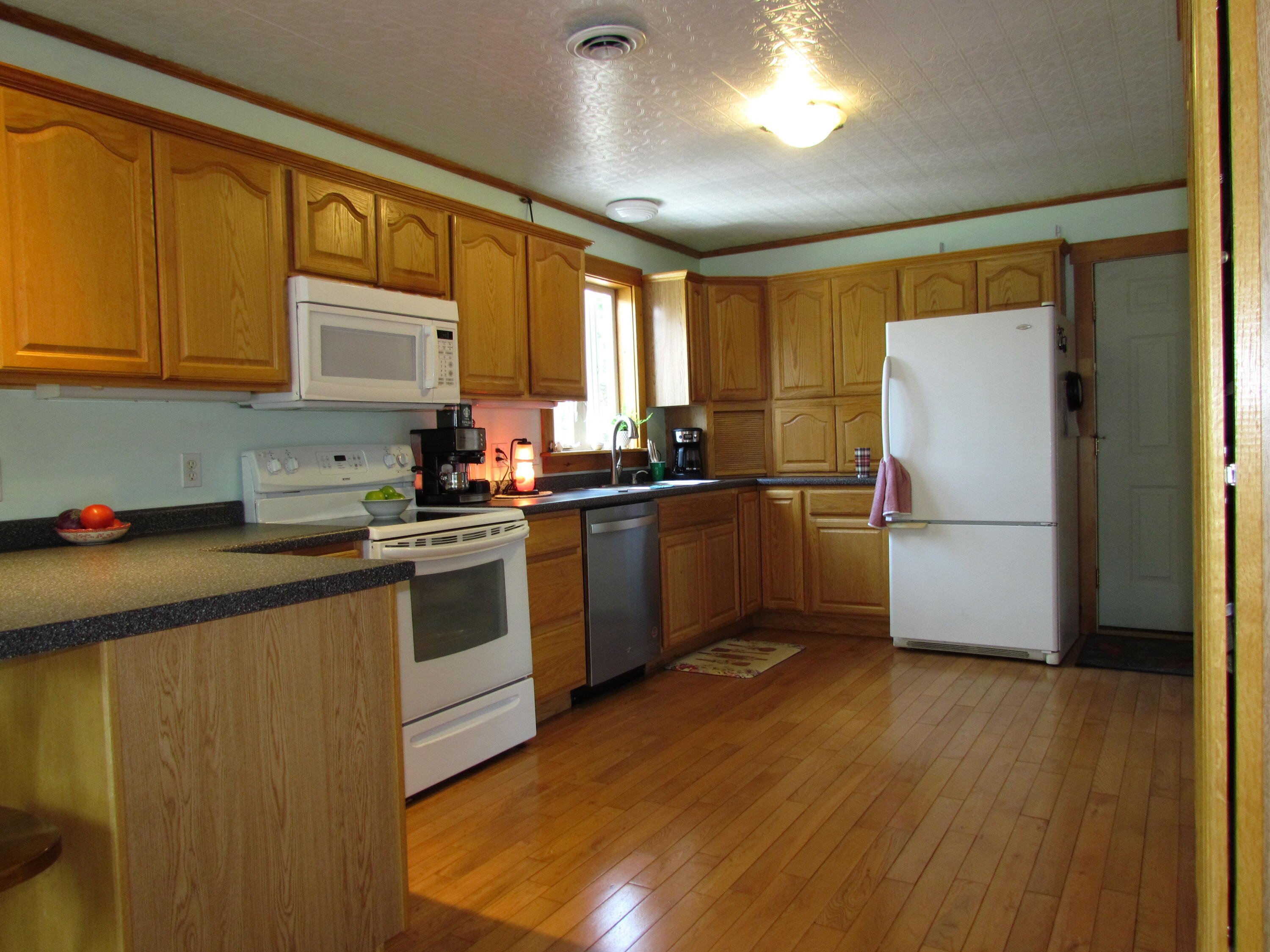 53 Ferry Road Lisbon, ME 04250 - Photo 40 of 50 Fully Applianced Kitchen