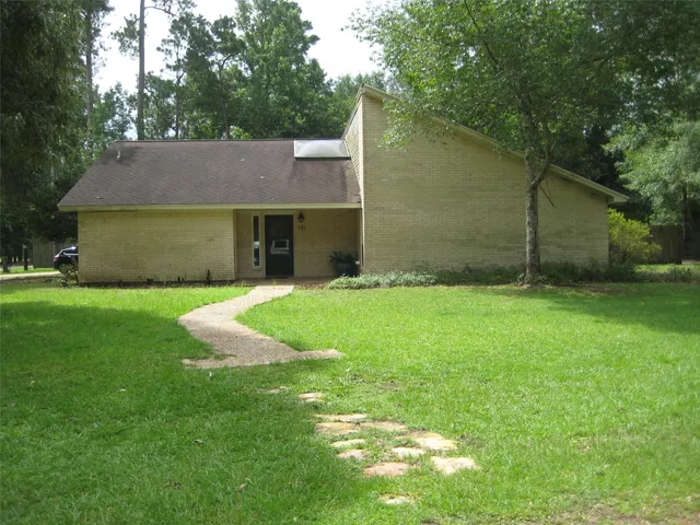 $219,000 | 101 Locust, Village Mills, TX 77663