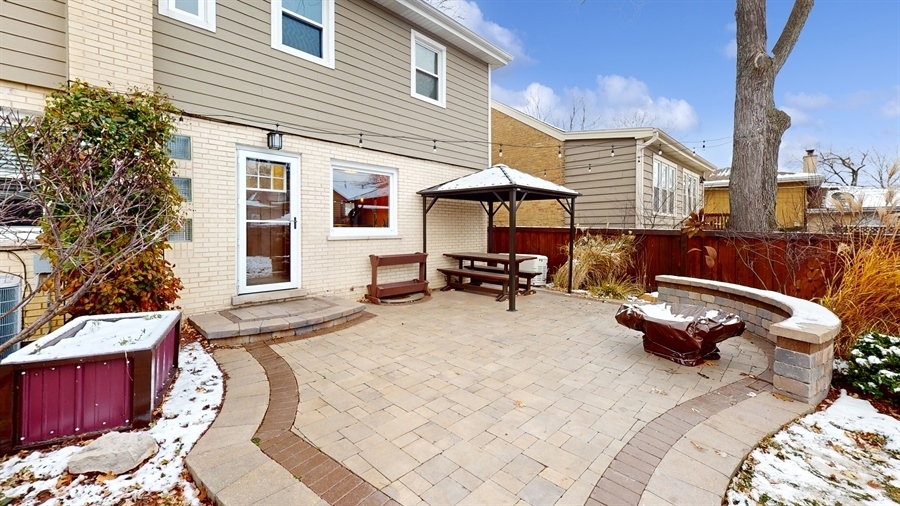 210 North Seminary Avenue Park Ridge, IL 60068 - Photo 33 of 40